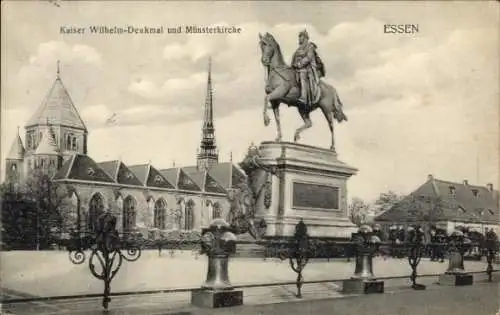 Ak Essen im Ruhrgebiet, Kaiser Wilhelm-Denkmal, Münsterkirche, Statue,  Architektur