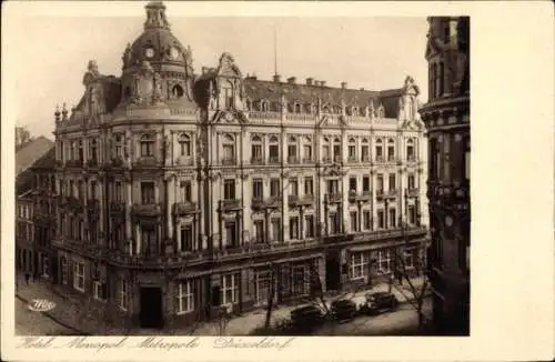Ak Düsseldorf am Rhein, Blick auf das Hotel Monopol Metropole, Inh. F. Zeutzschel