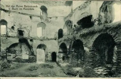 Ak Buch im Hunsrück, Hof der Ruine Balduinseck, alte Ruinen,  Architektur