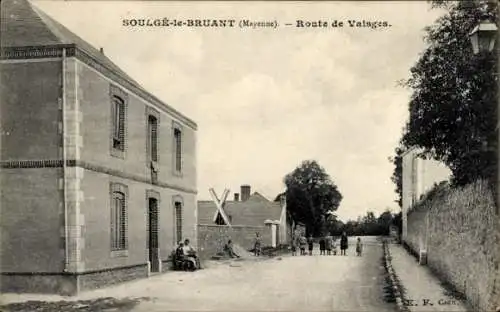 Ak Soulge-le-Bruant Mayenne, Route de Vaisges
