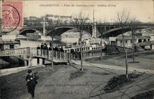 Ak Charenton le Pont Val de Marne, Charenton, Pont de Conflans-Ivry, Station d'Ivry, Menschen am 