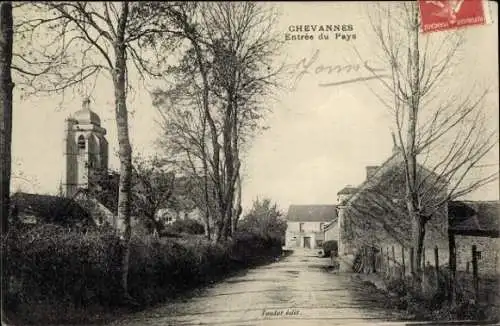 Ak Chevannes Yonne, Landschaft, Straße, Kirche, Bäume,  Architektur