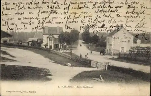 Ak Champs sur Marne Seine et Marne, Vielseitige Landschaft, Straße, Gebäude, Menschen auf Straße,