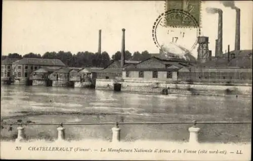 Ak Châtellerault Vienne, Fabriken am Fluss, Industriearchitektur, Viennes Fluss