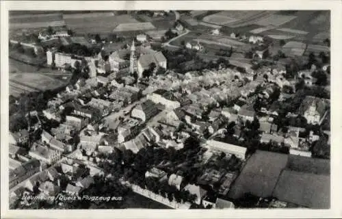 Ak Naumburg an der Saale, Luftaufnahme von  Gebäude und Felder, schwarz-weiß, historisch