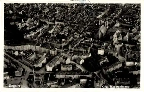 Ak Legnica Liegnitz Schlesien, Luftaufnahme von   Gebäude, Stadtansicht