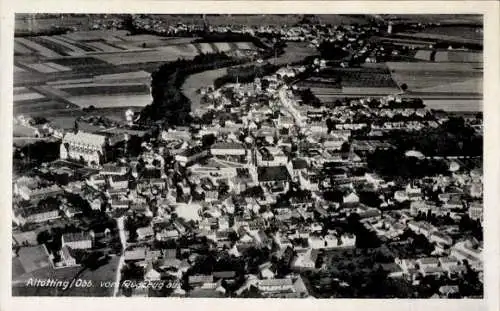 Ak Altötting in Oberbayern, Luftaufnahme von  Stadtansicht, 1942