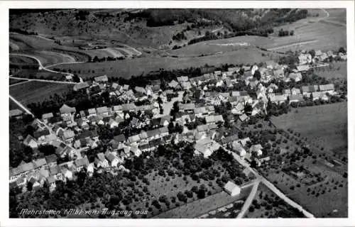 Ak Mehrstetten Schwäbische Alb Württemberg, Luftaufnahme von  Landschaft, Gebäude, Bäume