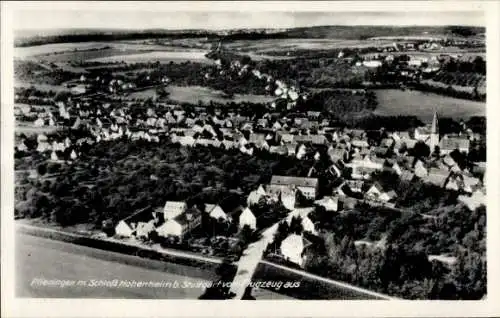 Ak Plieningen Stuttgart in Württemberg, Luftaufnahme von Plieningen, Schloss Hohenheim, viele Häu