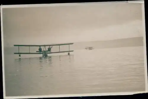 Foto Flugzeug, Zivilflugzeug, Luftfahrt, Doppeldecker, Wasserflugzeug