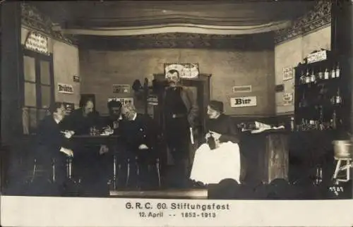 Foto Ak 60. Stiftungsfest, GRC, 1913, Männer am Tisch, Kneipe, Szene