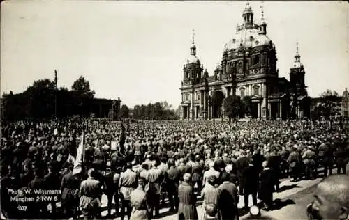 Foto Ak Berlin, Stahlhelmtag 1927, Menschenansammlung