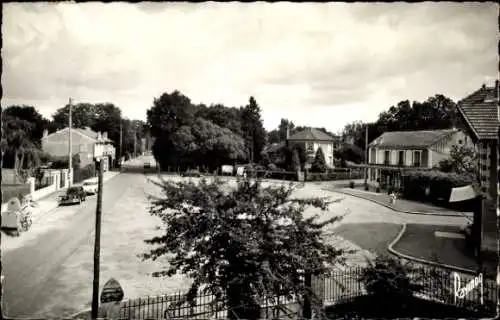 Ak Coeuilly Champigny sur Marne Val de Marne, Place Vercingetorix