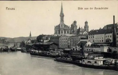 Ak Passau in Niederbayern, Blick von der Donaubrücke, Stadtansicht, Fluss, Gebäude