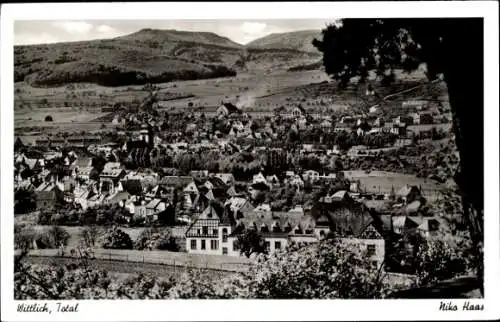 Ak Wittlich in der Eifel, Landschaftsansicht, Häuser, Hügel, schwarz-weiß, niko Haas