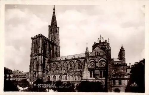 Ak Strasbourg Straßburg Elsass Bas Rhin, Kathedrale, gotische Architektur,  Gebäude, Stadtansicht