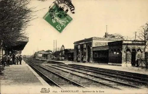 Ak Rambouillet Yvelines, Bahnhof Gleisseite