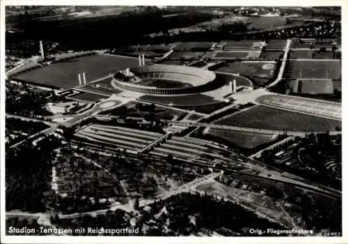 Ak Schönefeld bei Berlin, Stadion-Terrassen, Reichssportfeld, Flugaufnahme