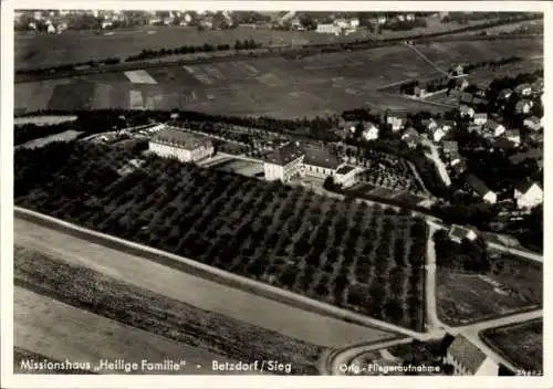 Ak Betzdorf an der Sieg, Fliegeraufnahme, Missionshaus Heilige Familie