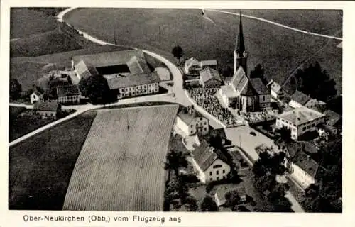 Ak Oberneukirchen in Oberbayerrn, Luftaufnahme
