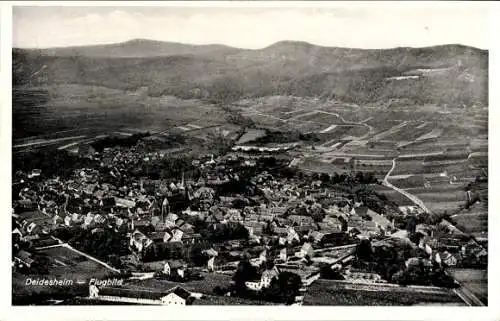 Ak Deidesheim in der Pfalz, Fliegeraufnahme