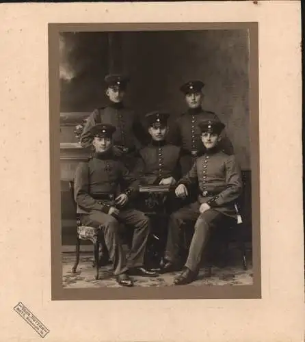 Foto Ak Deutsche Soldaten in Uniformen, Kaiserzeit