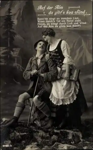 Ak Liebespaar in Volkstrachten, Auf der Alm, da gibt's koa Sünd, Amag 61184/3