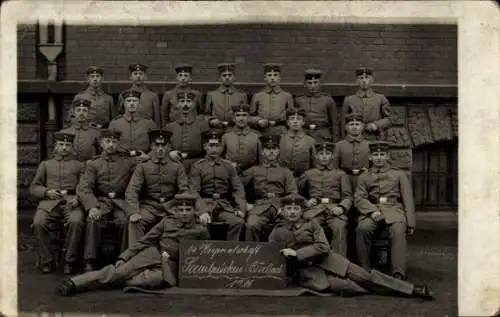 Ak Saarbrücken im Saarland, Deutsche Soldaten in Uniformen, Infanterie-Regiment 174