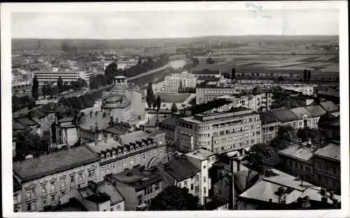 Ak Hradec Králové Königgrätz Stadt, Luftaufnahme von  Stadtansicht,  Bauwerke