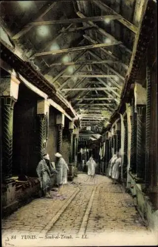 Ak Tunis Tunesien, Souk el Trouk, Blick in eine Ladenstraße