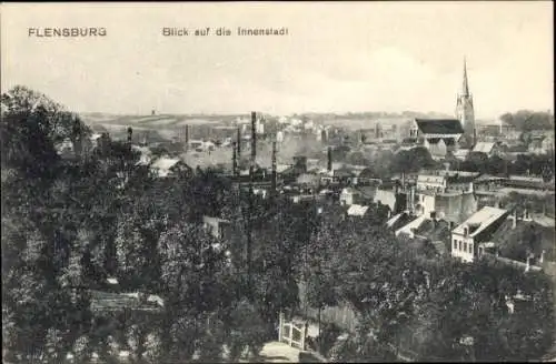 Ak Flensburg in Schleswig Holstein, Vogelperspektive auf die Innenstadt, Kirchen, Gebäude