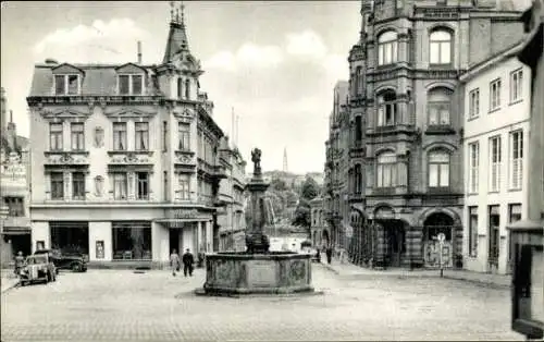 Ak Flensburg in Schleswig Holstein, Partie am Nordermarkt, Brunnen