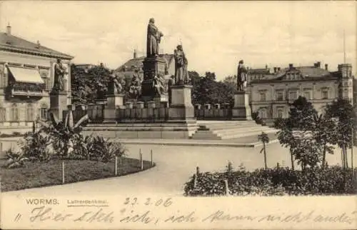 Ak Worms am Rhein, Lutherdenkmal, große Statue, Parkanlage, Schriftzug,  Architektur