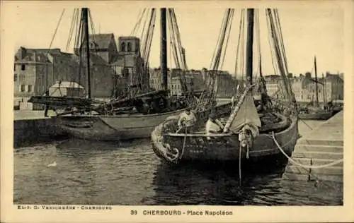 Ak Cherbourg en Cotentin Manche, Hafenansicht, Segelboote, Place Napoléon