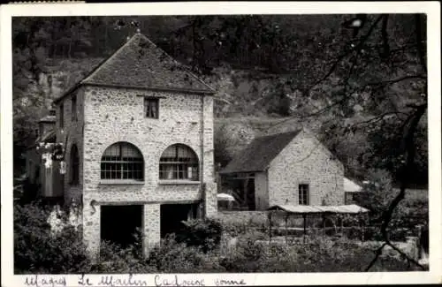 Ak Magny Yonne, Backsteinhaus