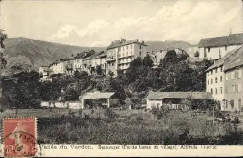Ak Beauvezer Alpes de Haute Provence, Vallée du Verdon,  Landschaft, Häuser, Berge