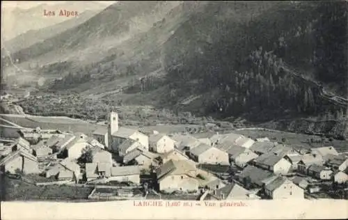 Ak Larche Alpes de Haute Provence, Les Alpes, Vue générale, 1,697 m,  