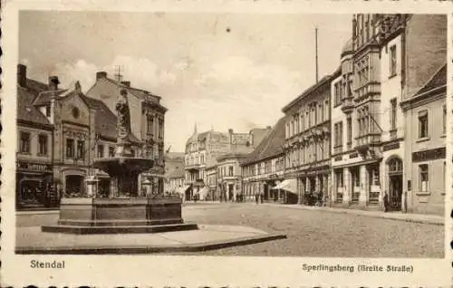 Ak Stendal in der Altmark, Stadtansicht mit Statue, Sperlingsberg, Breite Straße,  Architektur