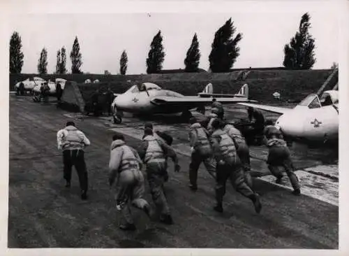 Foto Britisches Militärflugzeug, De Havilland, Vampir