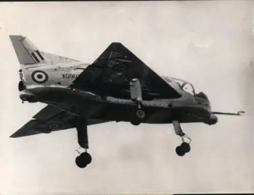 Foto Britisches Militärflugzeug Short Brothers SC1