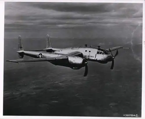 Foto Amerikanisches Militärflugzeug Fairchild XC-120