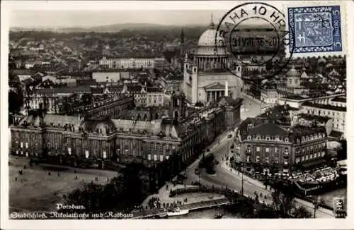 Ak Babelsberg Potsdam, Luftbild von Stadtschloss, Nikolaikirche und Rathaus