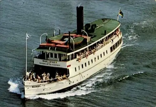 Ak Mariefred Schweden, Gripsholms slott, Schloss Gripsholm, Das Bild zeigt ein weißes Schiff m...