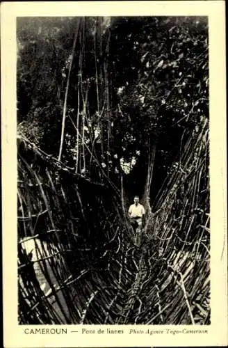 Ak Douala Duala Kamerun, Hängende Lianenbrücke, Personenfoto, Kamerun