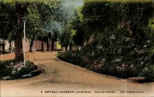 CPA Verteuil d'Agenais Lot et Garonne, Rue du Foirail