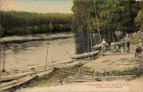 Ak Champigny sur Marne Val de Marne, Motiv: Angler, Boote, Fluss, Landschaft mit Bäumen, Menschen