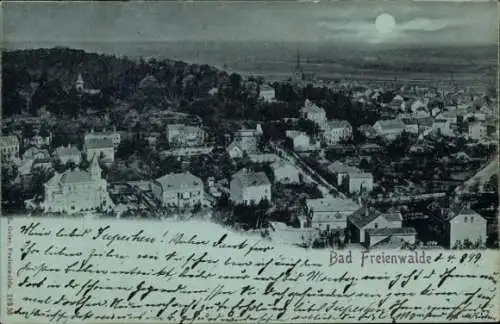 Ak Bad Freienwalde an der Oder, Luftaufnahme  Häuser, Bäume, Mondschein