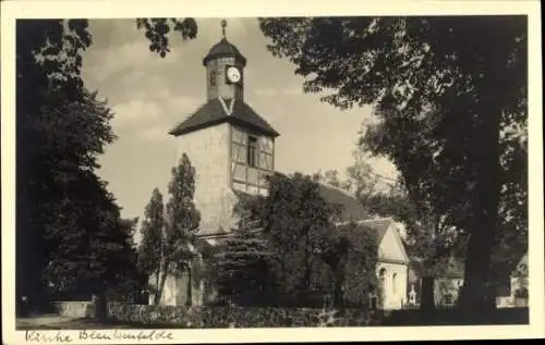Ak Blankenfelde in Brandenburg, Kirche  Turm mit Uhr, Bäume, sonniger Himmel