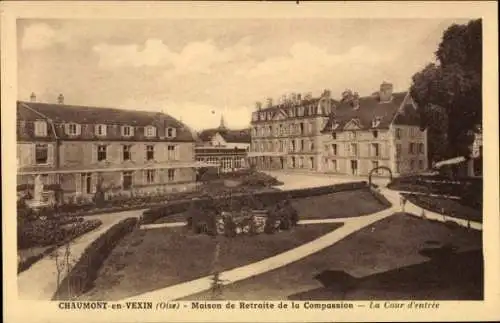 Ak Chaumont en Vexin Oise, Maison de Retreite de la Compassion, Cour d'entree