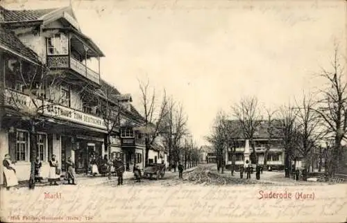 Ak Bad Suderode Quedlinburg im Harz, ASTHAUS ZUM DEUTSCHEN, Markt, Gebäude mit Bäumen, Menschen